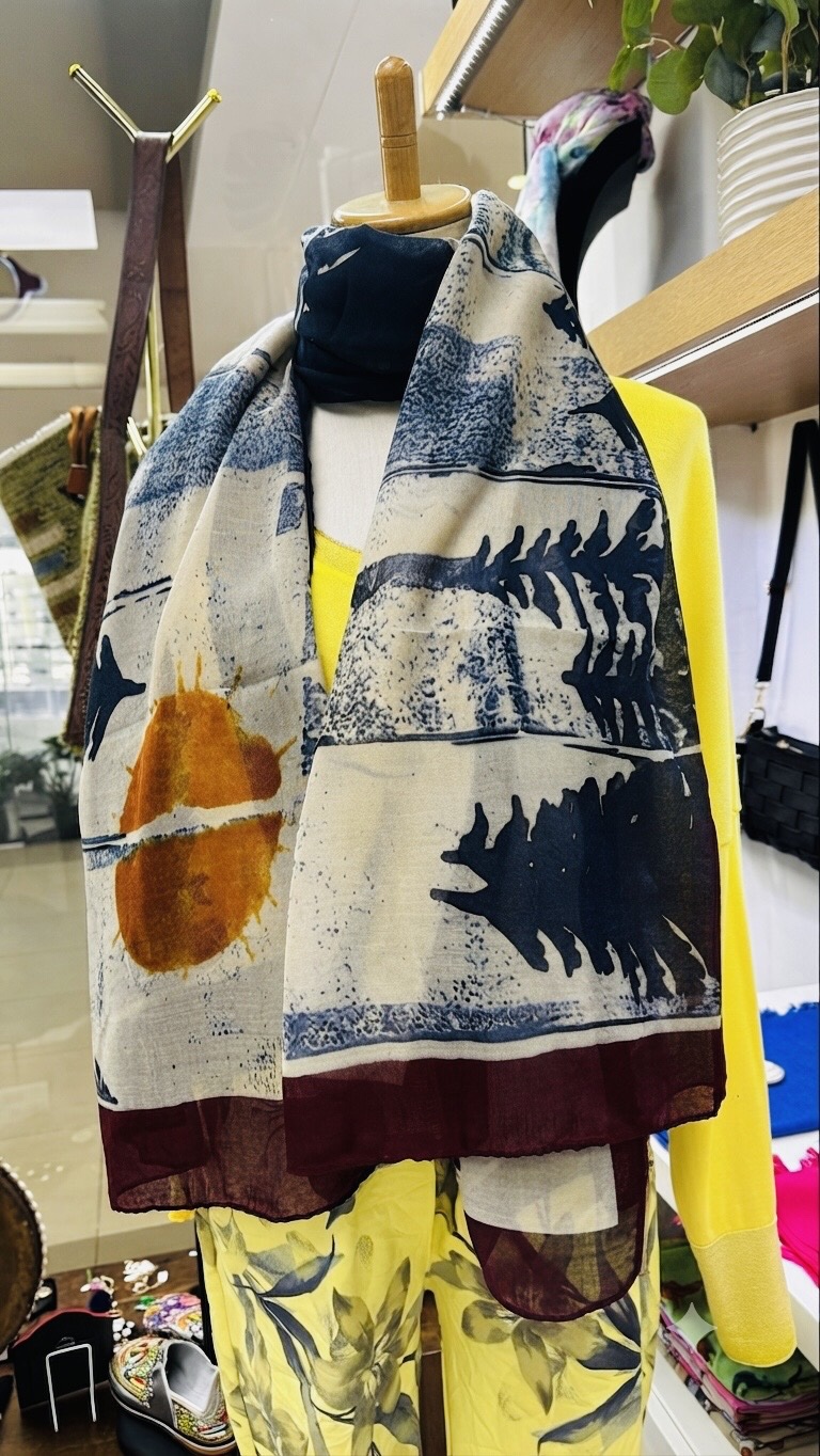 Abstract Sun & Pine Print Cotton Scarf – Effortless Summer Elegance Navy
